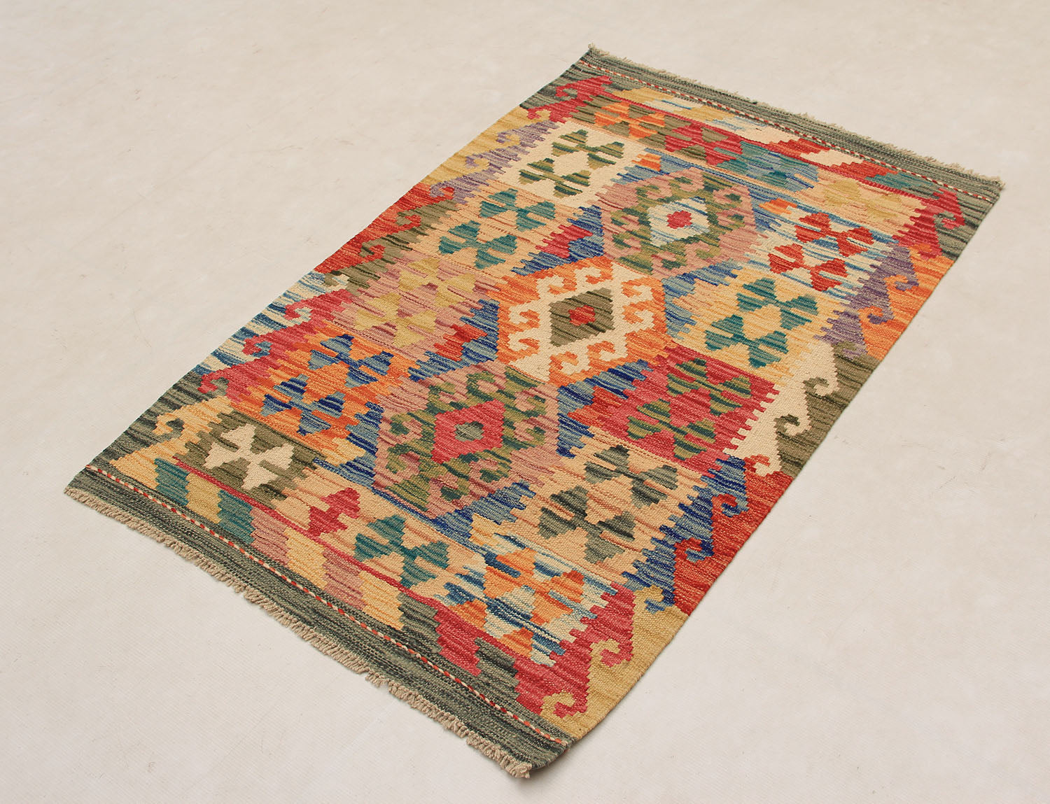 VEGGIE DYE KILIMS