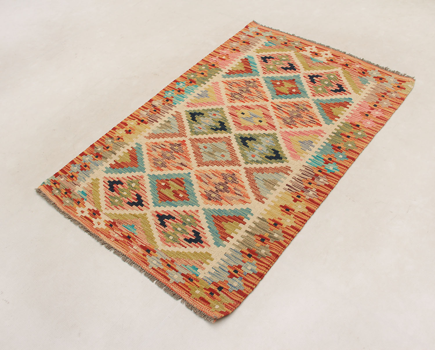 VEGGIE DYE KILIMS