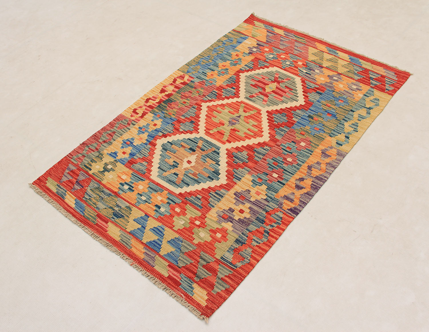 VEGGIE DYE KILIMS