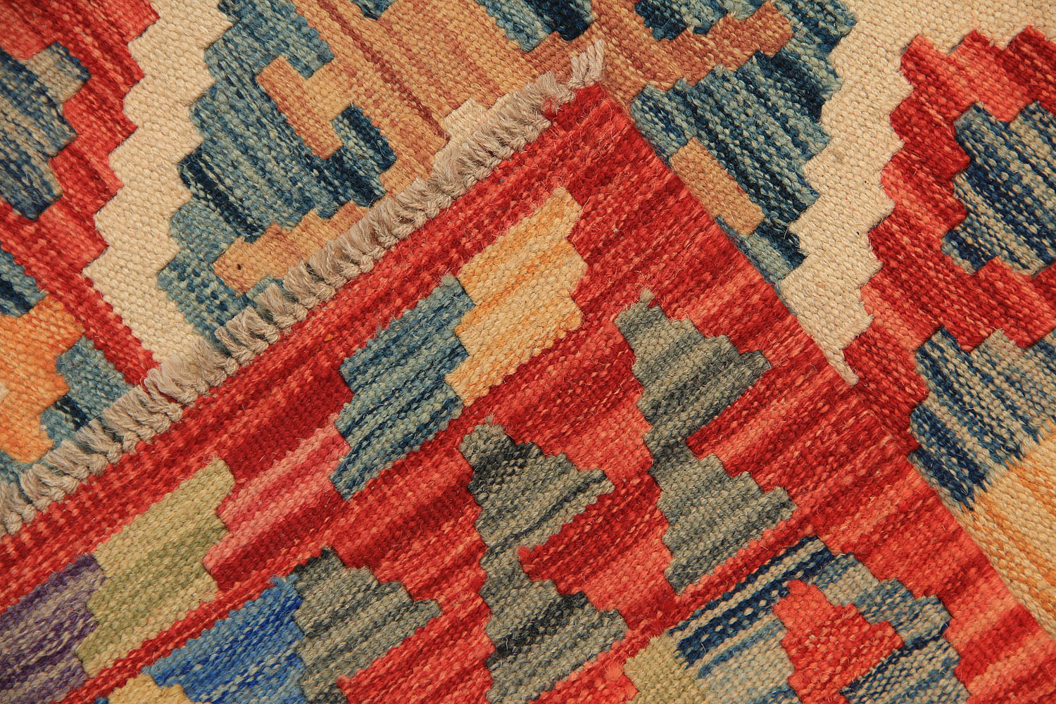 VEGGIE DYE KILIMS
