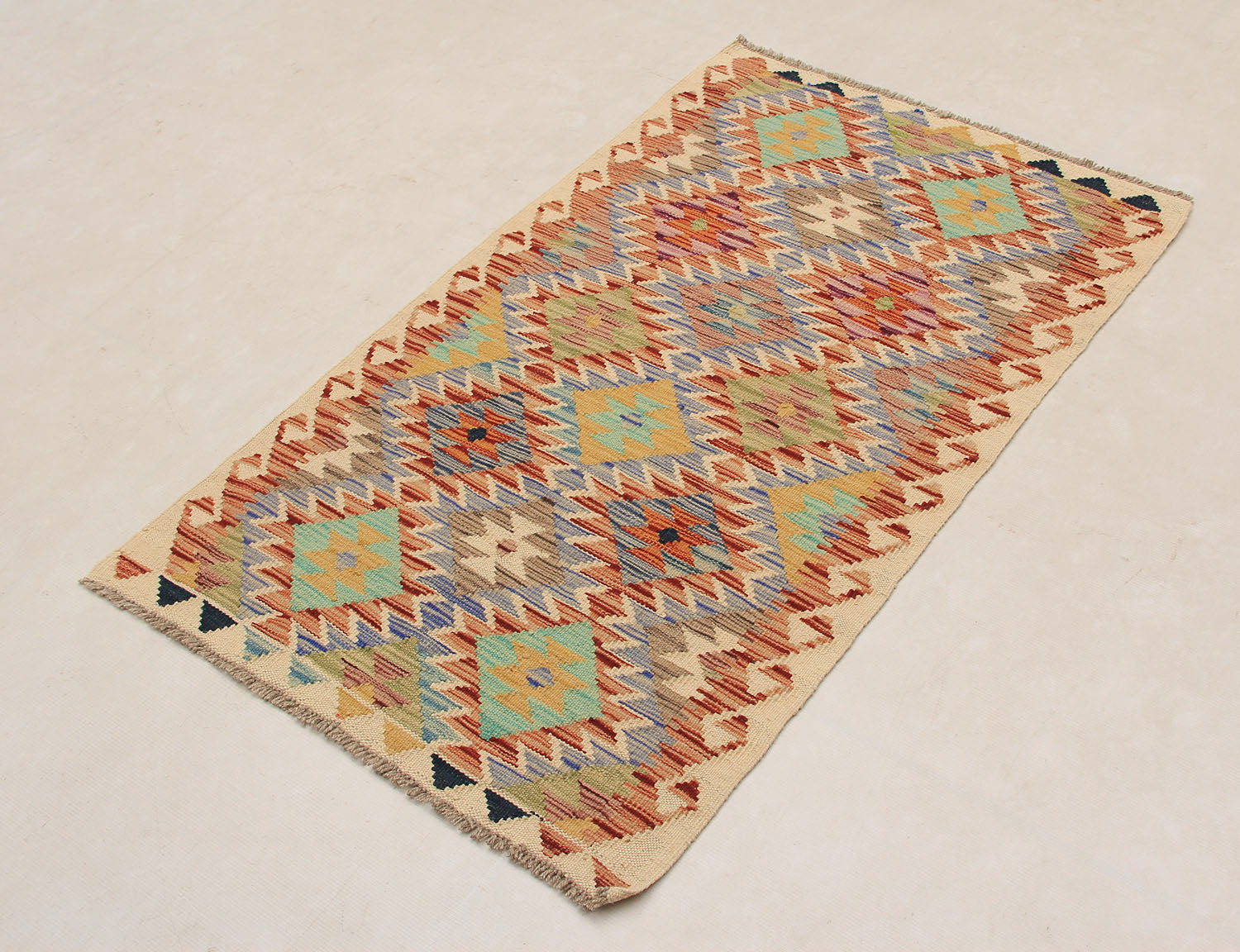 VEGGIE DYE KILIMS