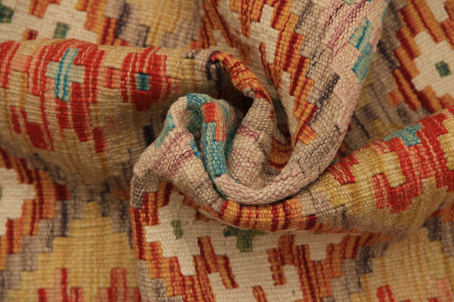 VEGGIE DYE KILIMS