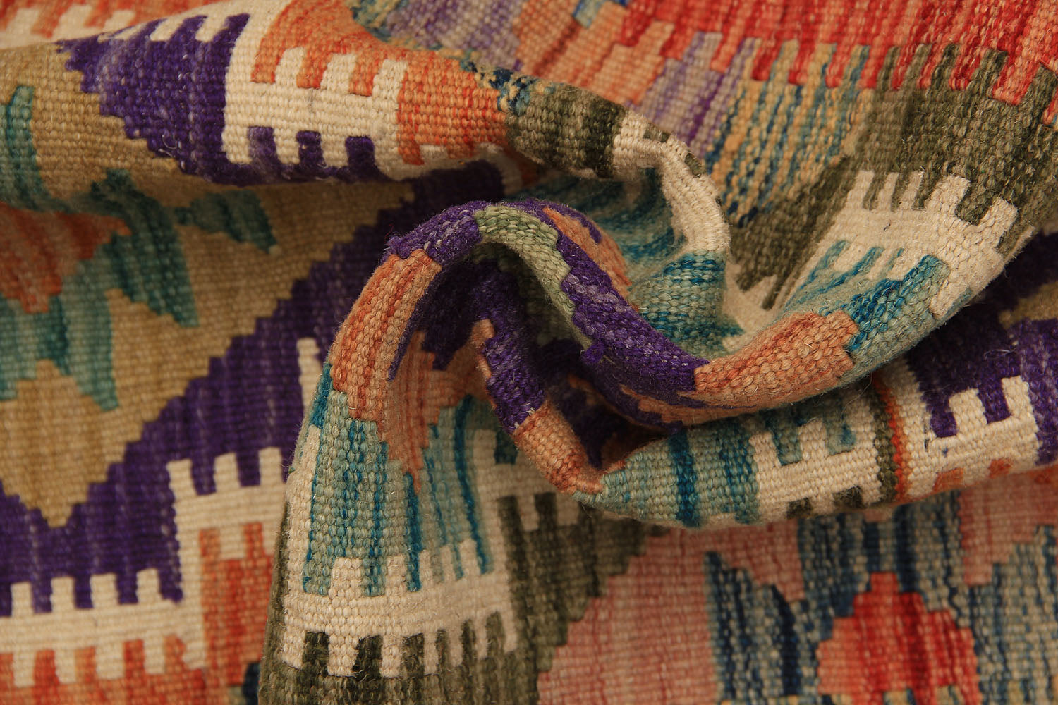 VEGGIE DYE KILIMS