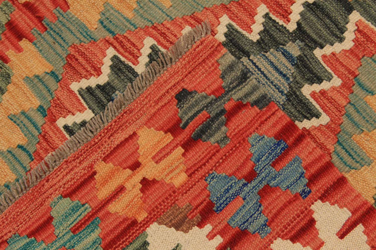 VEGGIE DYE KILIMS