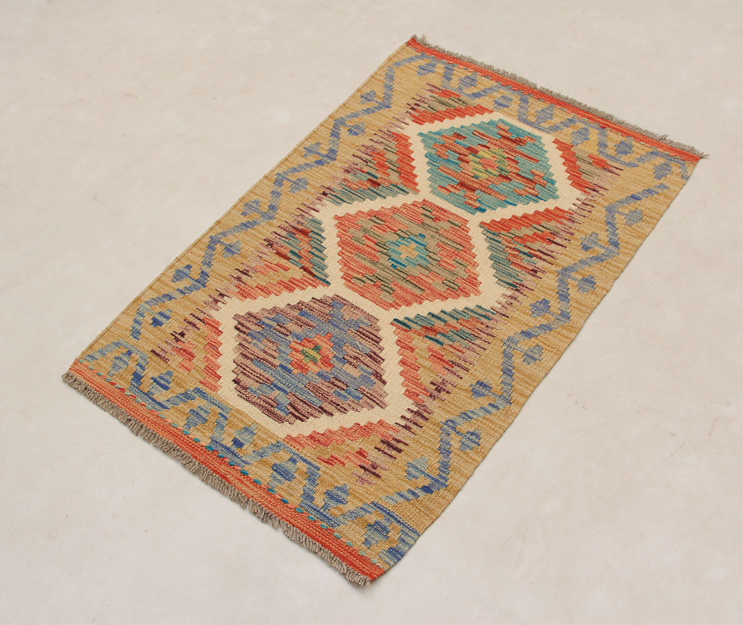 VEGGIE DYE KILIMS