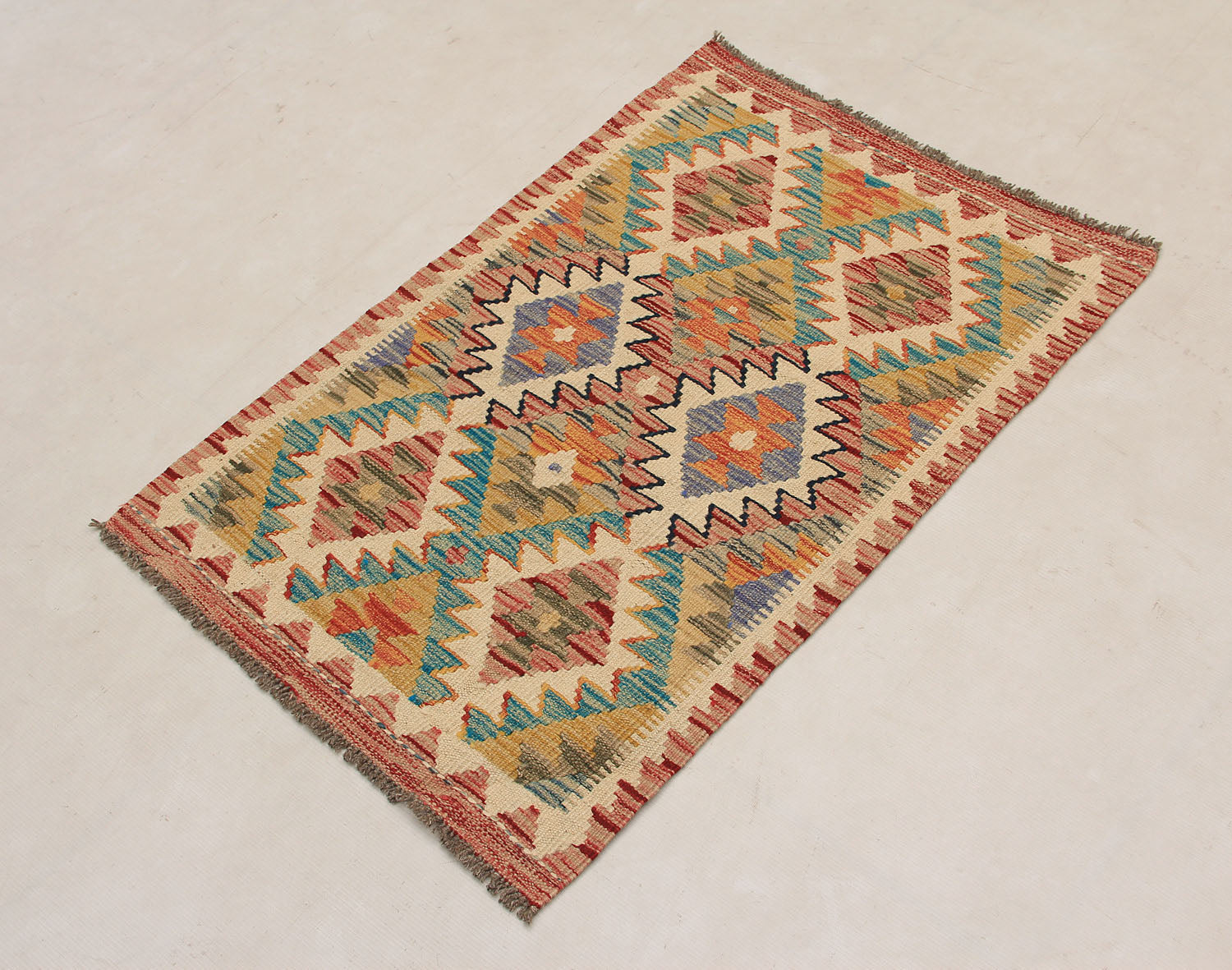 VEGGIE DYE KILIMS