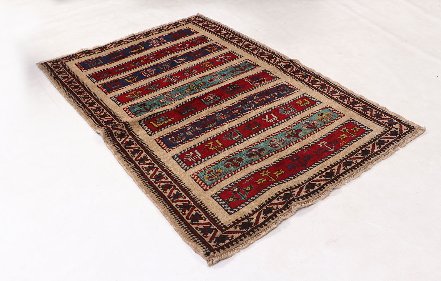 PICTORIAL RUGS