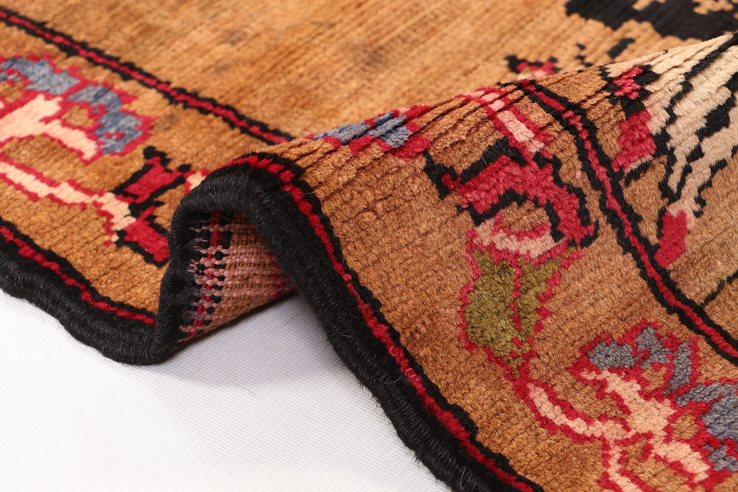 PICTORIAL RUGS