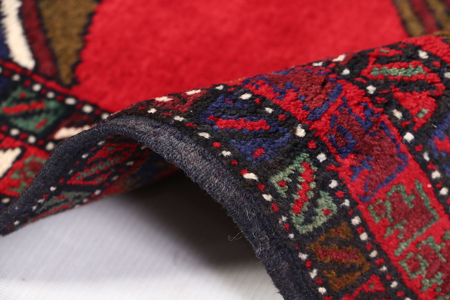 PICTORIAL RUGS