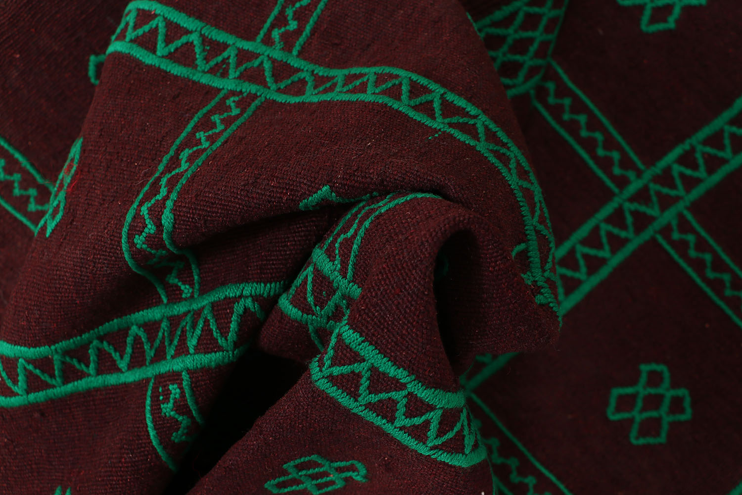 SUZANI KILIMS